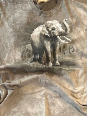 The Mountain Gray Tie Dye Elephant And Baby Cotton T-shirt Kids XL
